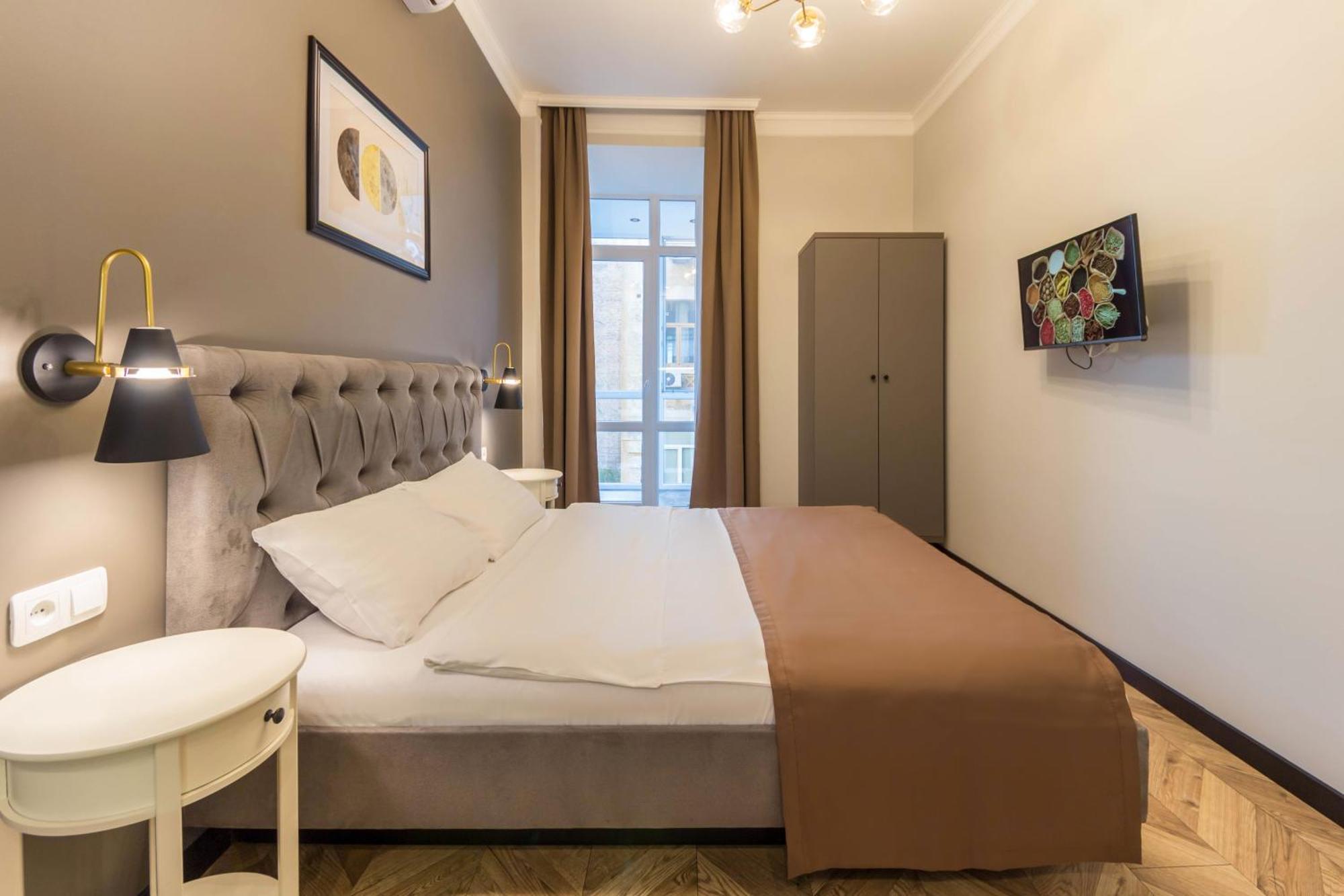 Apartments On Antonovycha Киев Экстерьер фото