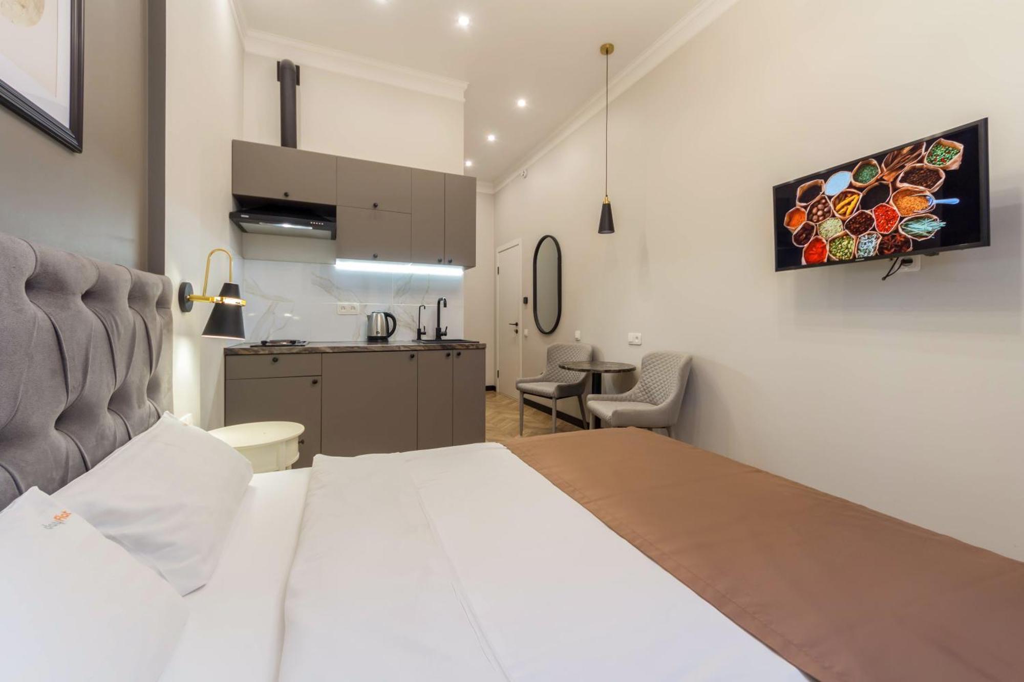 Apartments On Antonovycha Киев Экстерьер фото